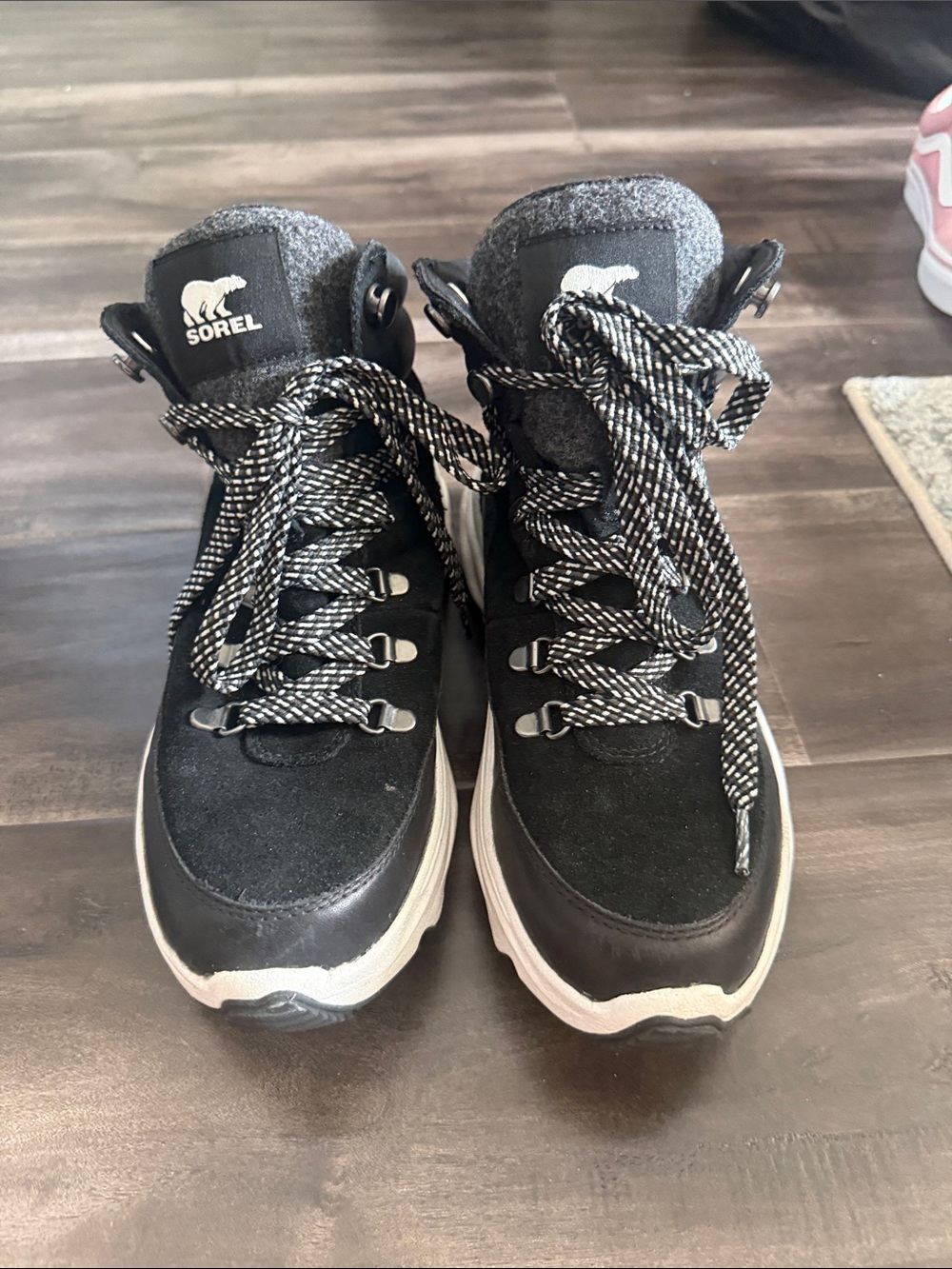 Sorel Black and White Lace-Up Hiker Sneakers -waterproof